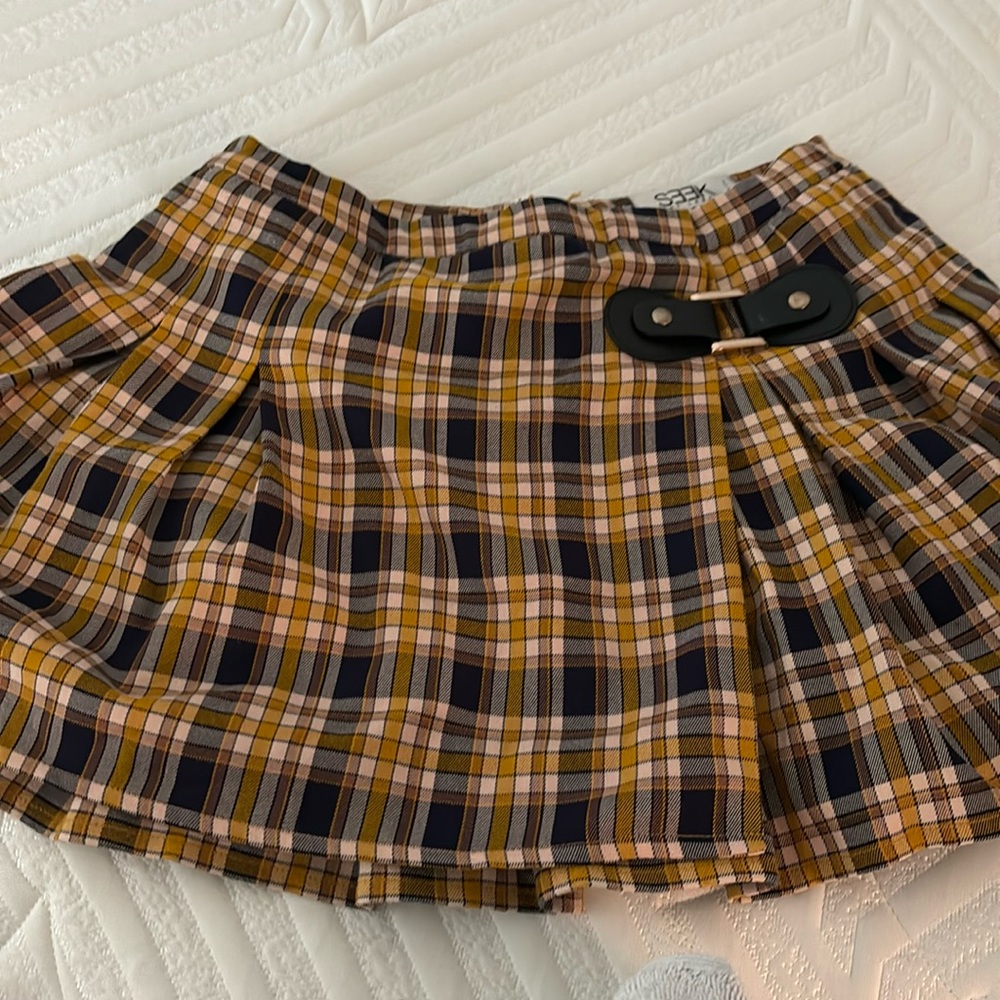 Adorable plaid skort